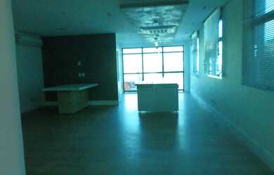 Imagem: O depósito possui 125m² de Área e está localizado em Vila