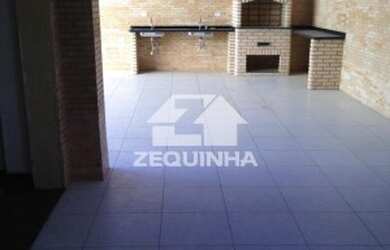 Imagem 12: Residencial - Centro. Churrasqueira, Varanda, 220m² de Áreae2 Vagas...