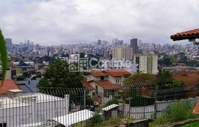 Imagem 14: Casa mobiliada à venda no Bairro Colina Sorriso em Caxias do Sul