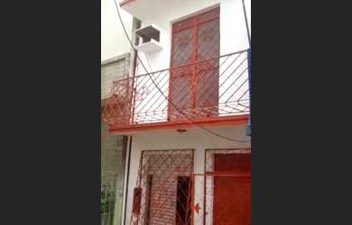 Imagem: A casa possui 3 Dormitórios, 2 Banheiros e 90m² de Área e