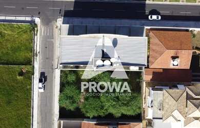 Imagem: O terreno à venda possui e está localizado em Caminho do