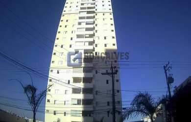 Imagem: O apartamento possui 2 Dormitórios, 2 Banheiros, 2 Vagas na