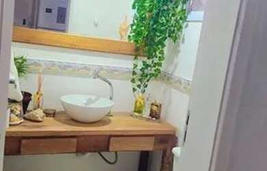 Imagem: A casa em condomínio possui 2 Dormitórios, 3 Banheiros, 1