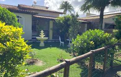 Imagem: A casa em condomínio possui 4 Dormitórios, 3 Banheiros, 3