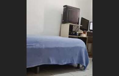 Imagem: O quarto possui Imóvel mobiliado e está localizado em Ingá