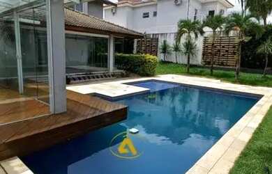 Imagem 2: Casa Lago Sul. Piscina, Churrasqueira, Guarda roupae900m² de Área