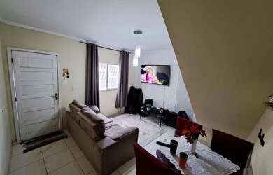 Imagem: A casa em condomínio possui 2 Dormitórios, 2 Banheiros, 1