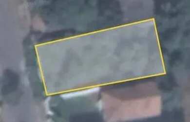 Imagem: O terreno possui 300m² de Área e está localizado em Barramares