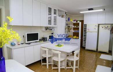 Imagem: O apartamento possui 3 Dormitórios, 4 Banheiros, 3 Vagas na