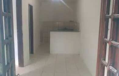 Imagem 4: Alugo casa com 2 qts toda na cerâmica