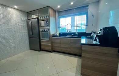 Imagem 5: Linda Casa à venda na Vila do Conde, Barueri. Ideal para renda ou familiares