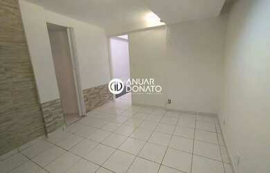 Imagem: O depósito possui 1 Vaga na garagem, 120m² de Área e está