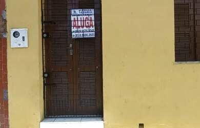 Imagem: A casa possui 1 Dormitório, 1 Banheiro e está localizado