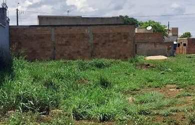 Imagem: O terreno possui 250m² de Área e está localizado em Plano