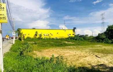 Imagem: O terreno possui 2400m² de Área e está localizado em Flores