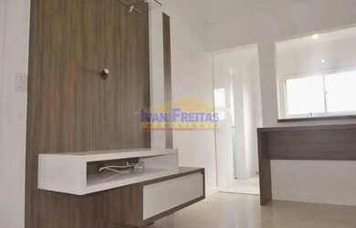 Imagem 4: Amplo apartamento semimobiliado com sacada no Novo Mundo