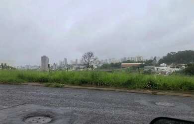 Imagem 1: Terreno à venda no bairro Jardim Karaíba em Uberlândia