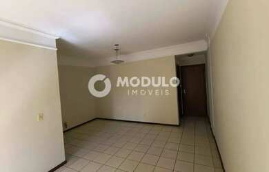 Imagem: O apartamento possui 3 Dormitórios, 3 Banheiros, 2 Vagas na