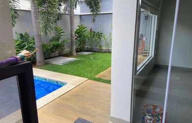 Imagem 4: Vendo Sobrado com 4 suítes com piscina e área gourmet mobiliado