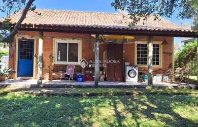 Imagem 15: Casa à Beira da Lagoa da Ibiraquera à Venda no Bairro Arroio - Imbituba/SC