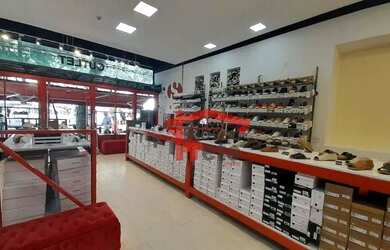 Imagem: O depósito possui 130m² de Área e está localizado em Pinheiros