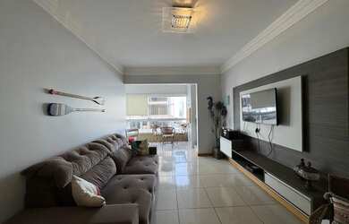 Imagem 8: Oportunidade em localização privilegiada com linda vista para praça