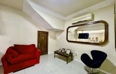 Imagem 11: Ampla casa central reformada e com piscina