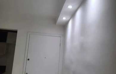 Imagem 10: 2 Quartos no Antares. Piscina, Varanda, 50m² de Áreae1 Vaga na garagem