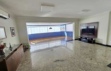 Imagem: Casa com 250 mtrs de área útil