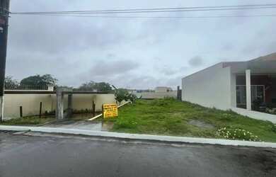 Imagem: O terreno possui 180m² de Área e está localizado em Tarumã