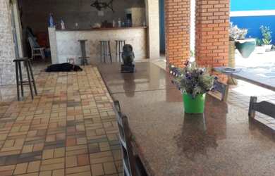 Imagem 2: Casa pé na areia com 3/4 sendo duas suítes, piscina, Praia de Ipitanga,...