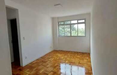 Imagem: O apartamento possui 2 Dormitórios, 1 Banheiro, 2 Vagas na