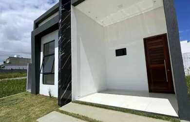 Imagem: A casa em condomínio possui 3 Dormitórios, 2 Banheiros, 2