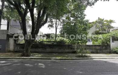 Imagem: O terreno possui 800m² de Área e está localizado em Boaçava