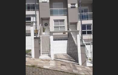 Imagem: A casa possui 2 Dormitórios, 3 Banheiros, 2 Vagas na garagem