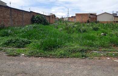 Imagem: O terreno possui 720m² de Área e está localizado em Dom Bosco