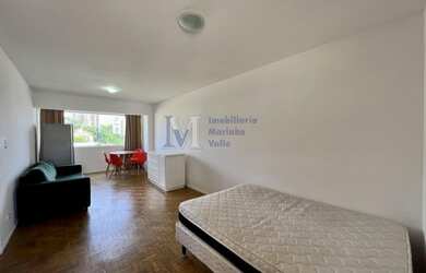 Imagem: O apartamento possui 1 Dormitório, 1 Banheiro, 43m² de Área