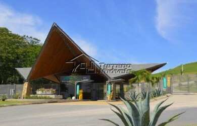 Imagem: O terreno possui 2426m² de Área e está localizado em Urbanova