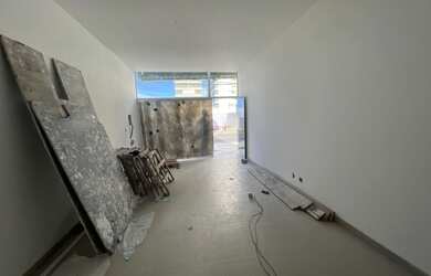 Imagem: O depósito possui 1 Vaga na garagem, 63m² de Área e está