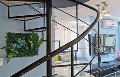 Imagem: O studio possui 1 Dormitório, 1 Banheiro e 77m² de Área e