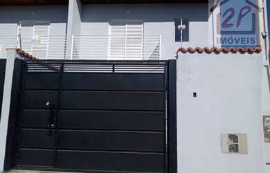 Imagem: A casa possui 2 Dormitórios, 1 Banheiro, 1 Vaga na garagem