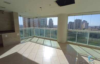 Imagem: O apartamento possui 4 Dormitórios, 5 Banheiros, 3 Vagas na