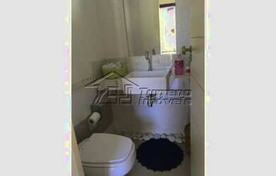 Imagem 10: Belíssima casa Alto Padrão com piscina e ofurô em condomínio no Urbanova