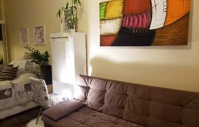 Imagem: O apartamento possui 1 Dormitório, 1 Banheiro, 1 Vaga na garagem