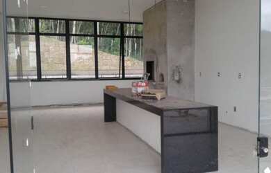 Imagem 7: Condomínio residencial de alto padrão no bairro Ponta Aguda