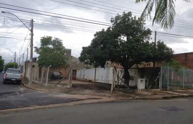 Imagem: O terreno está localizado em Jardim Arroyo, São José do Rio