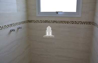 Imagem 16: Casa 3 suítes 2 Vagas. Piscina, Churrasqueira, VarandaeGuarda roupa