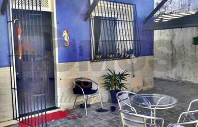 Imagem 3: Casa para venda possui 206 metros quadrados com 3 quartos em Farolândia - Aracaju - SE