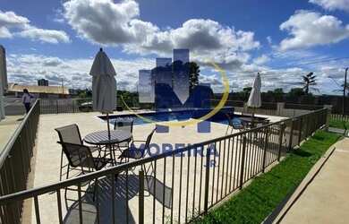 Imagem: O apartamento possui 2 Dormitórios, 1 Banheiro, 1 Vaga na garagem