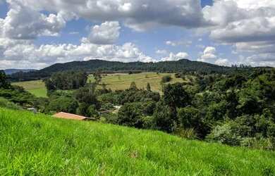 Imagem: O terreno possui 800m² de Área e está localizado em Jardim